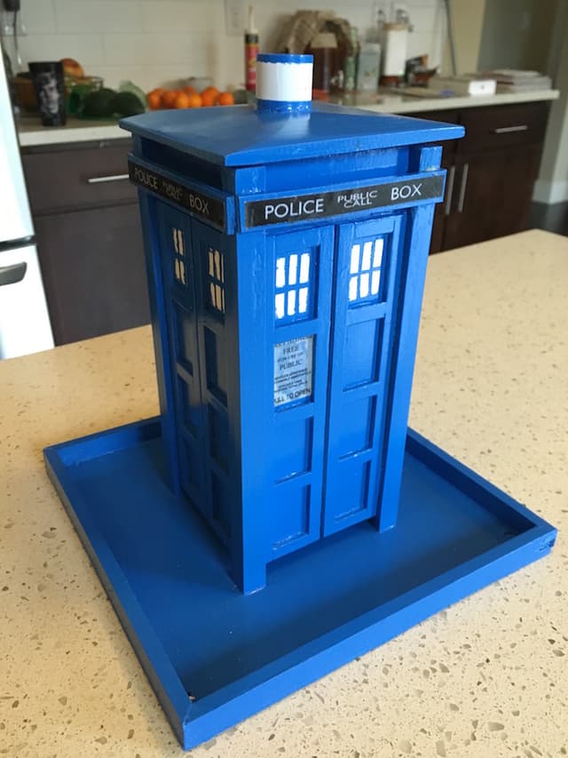 TARDIS Bird Feeder