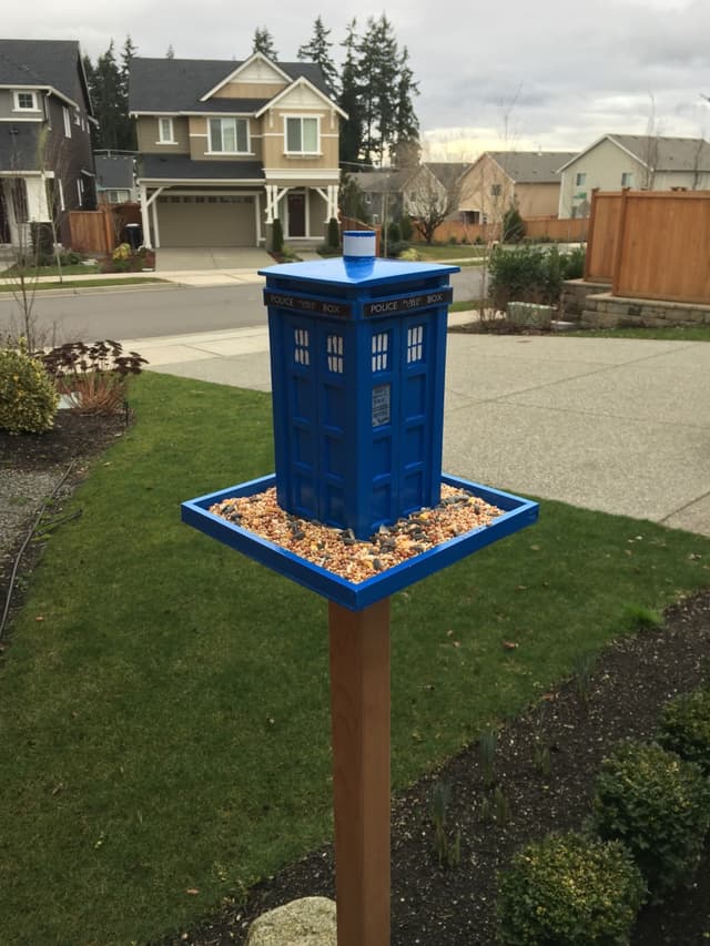 TARDIS Bird Feeder